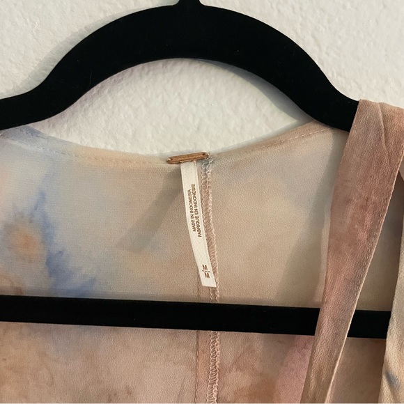 New Free People Wild Horses Wrap Top - Picture 6 of 6